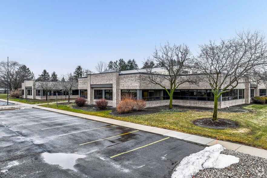 More Photos Of 4440 Hagadorn Rd, Okemos Light Manufacturing For Lease