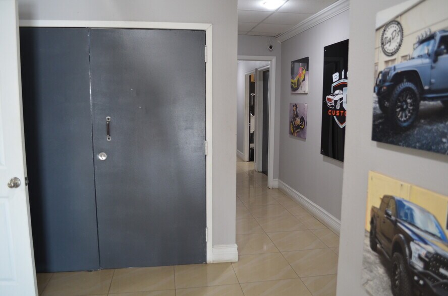 More Photos Of 5359 N Nob Hill Rd, Sunrise Office For Sale