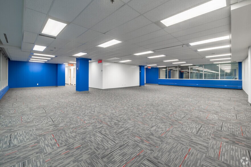 More Photos Of 100 Metcalfe St, Ottawa Office For Lease