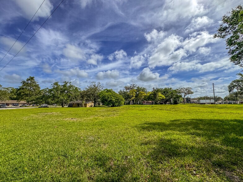 More Photos Of 615 Old Hospital Dr, Brooksville Land For Sale