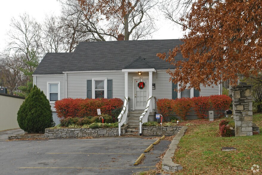 More Photos Of 183 Thompson Ln, Nashville Medical For Lease