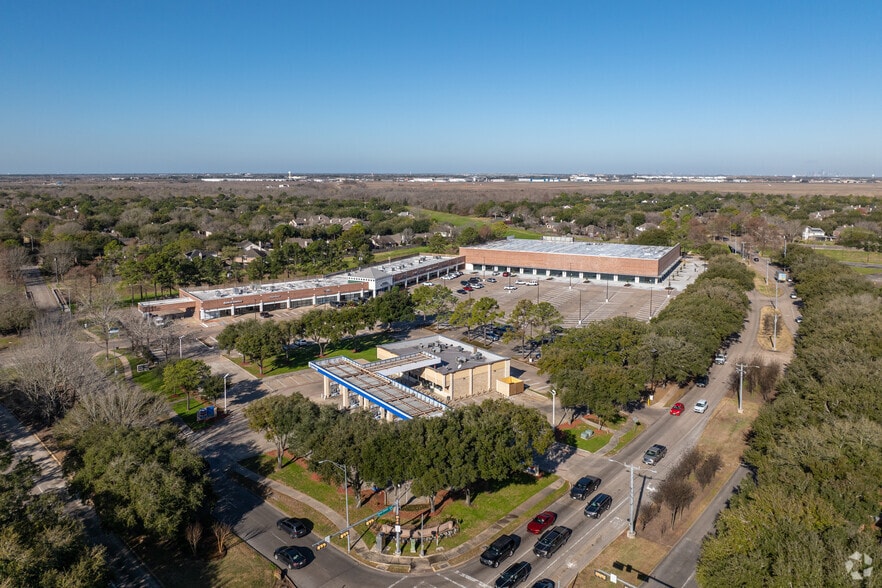 Primary Photo Of 2323 Clear Lake City Blvd, Houston Unknown For Lease