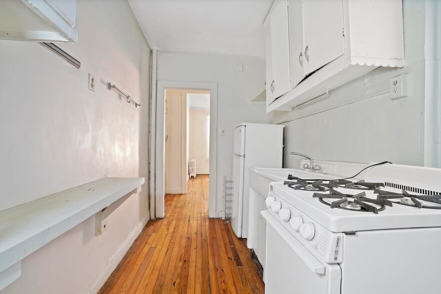 More Photos Of Powers St, Brooklyn Apartments For Sale