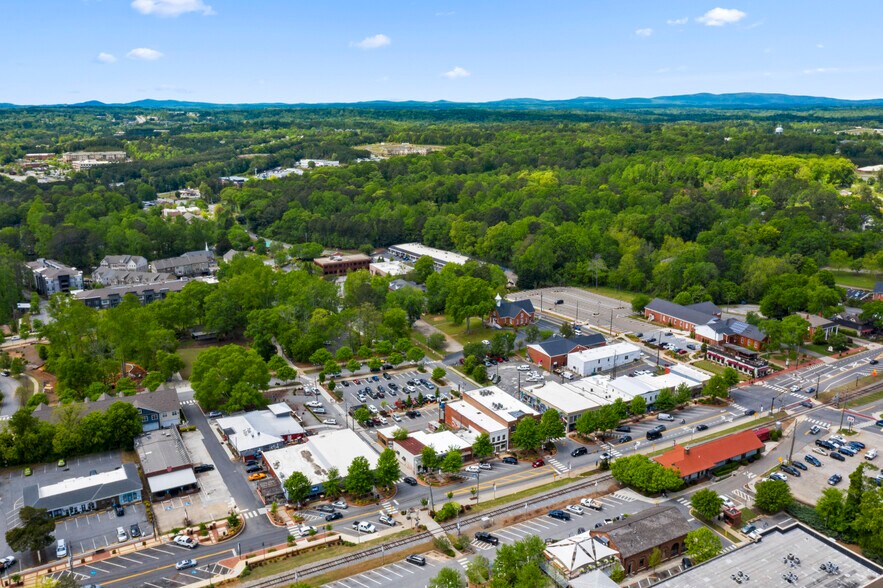 More Photos Of 117 Towne Lake Pky, Woodstock Office For Lease