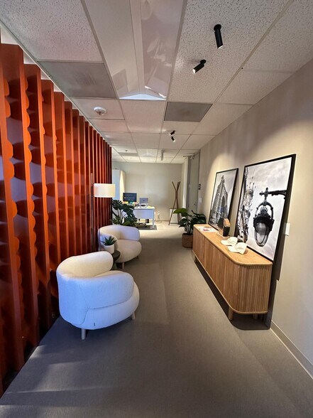 More Photos Of 1999 S Bascom Ave, Campbell Office For Lease