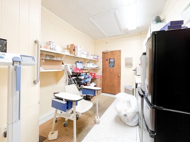 More Photos Of 4750 North Blvd, Baton Rouge Medical For Sale