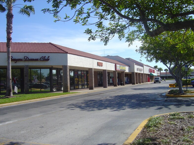 More Photos Of 6463-6501 102nd Ave, Pinellas Park Storefront For Lease