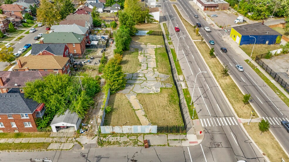 More Photos Of 13145 Livernois Ave, Detroit Land For Sale