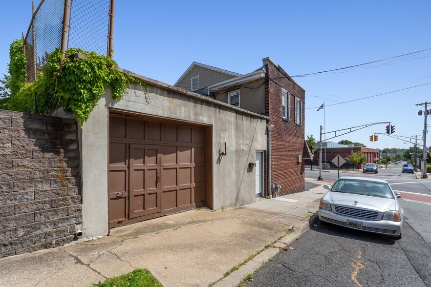More Photos Of 307 Paterson Ave, East Rutherford Auto Repair For Sale