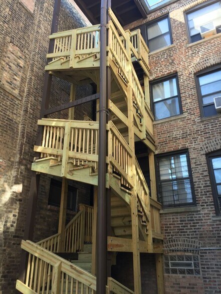 More Photos Of 915-925 W Schubert Ave, Chicago Apartments For Sale