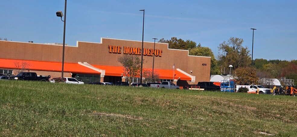 More Photos Of 4240 S Lees Summit Rd, Independence Office For Lease