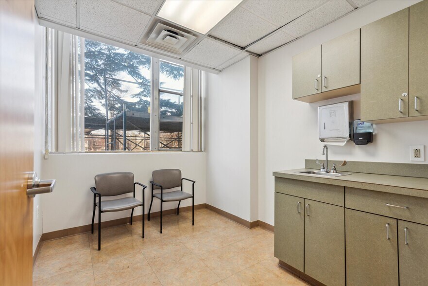 More Photos Of 5325 Old York Rd, Philadelphia Apartments For Lease