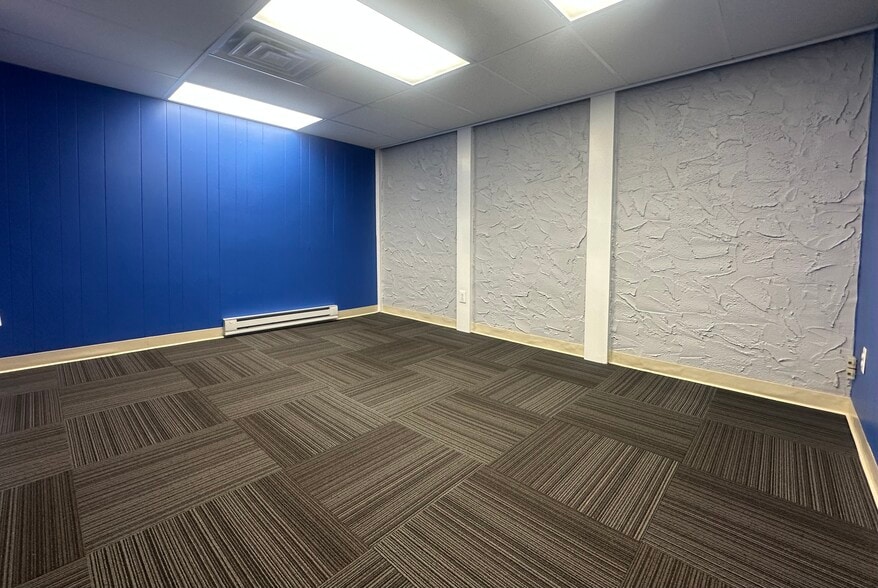 More Photos Of 617 Union Ave, Brielle Business Park For Lease