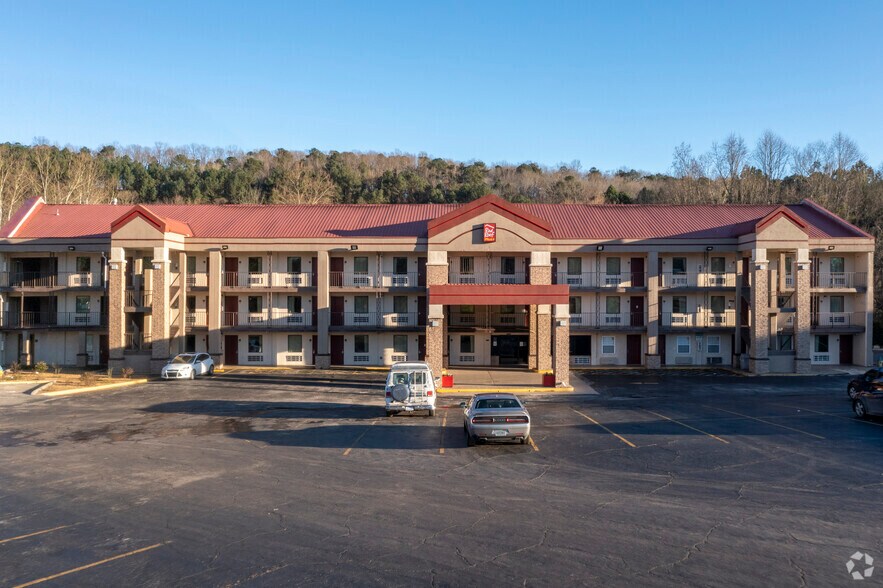 More Photos Of 1813 Crestwood Blvd, Irondale Hotel For Sale