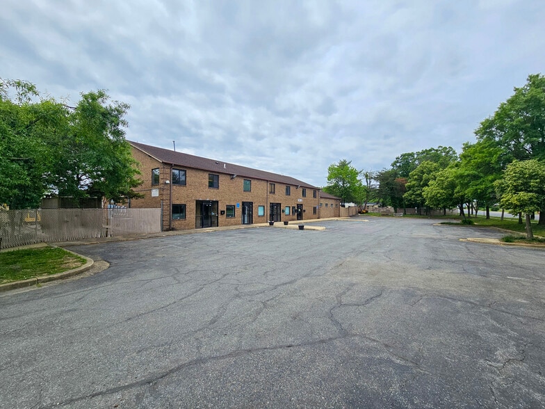 More Photos Of 6301 Foxley Rd, Upper Marlboro Light Manufacturing For Lease