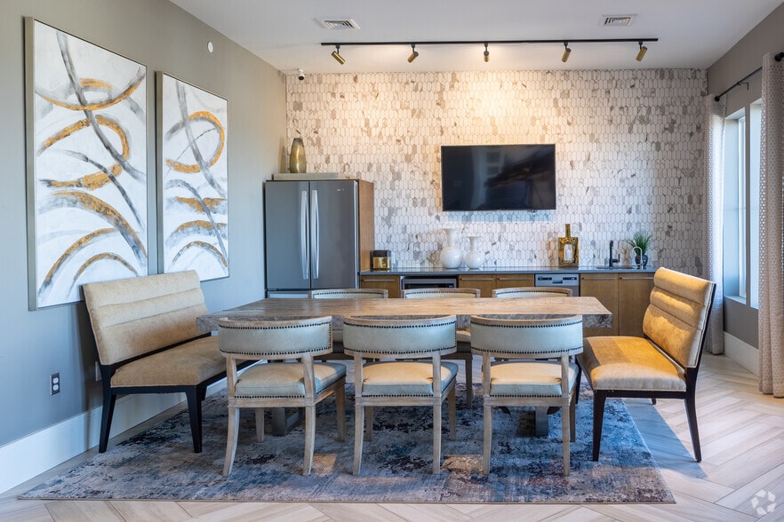 More Photos Of 42775 Generation Dr, Ashburn Apartments For Lease