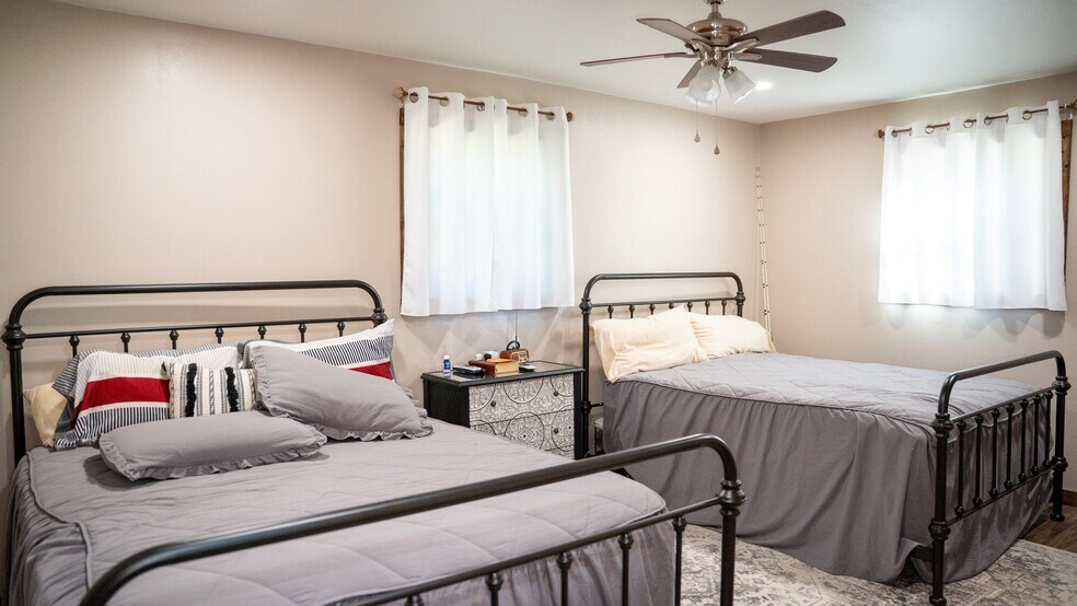 More Photos Of 17631 Farm Road 1159, Clarksville Land For Sale