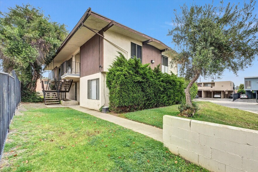 More Photos Of 602 Cedarglen Dr, Azusa Manufactured Housing Mobile Home Park For Sale