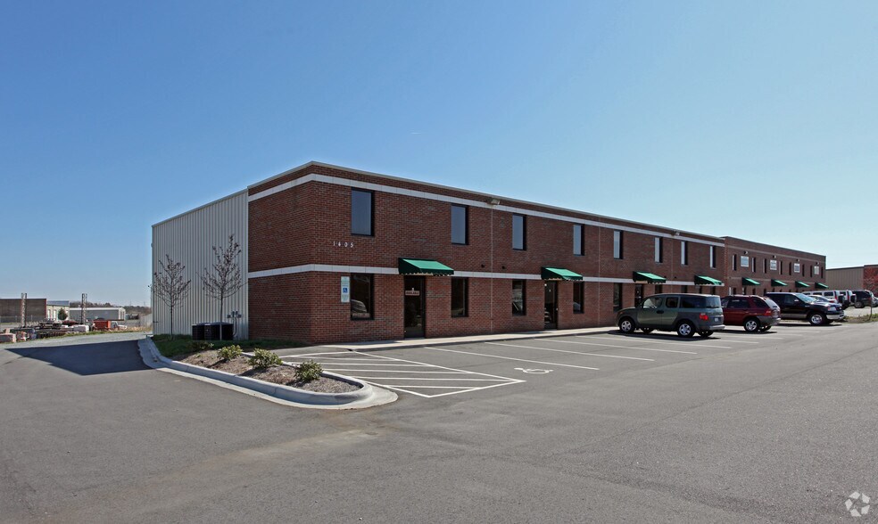 More Photos Of 1405 Babbage Ln, Indian Trail Light Distribution For Lease