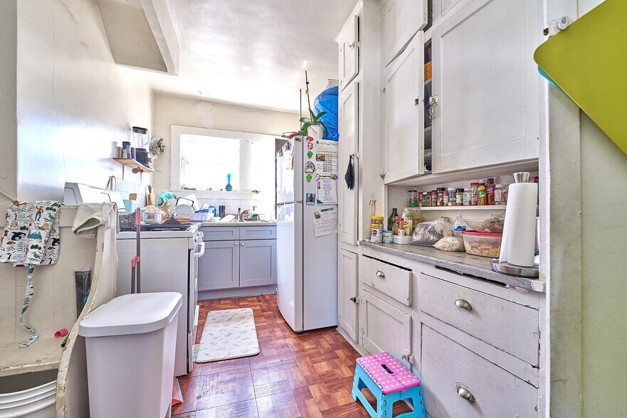 More Photos Of 3262 Monette Pl, Los Angeles Apartments For Sale