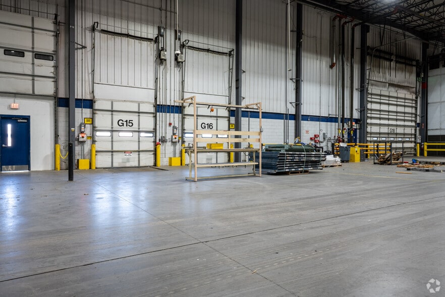 More Photos Of 100 Morgan Olson Way, Ringgold Manufacturing For Lease