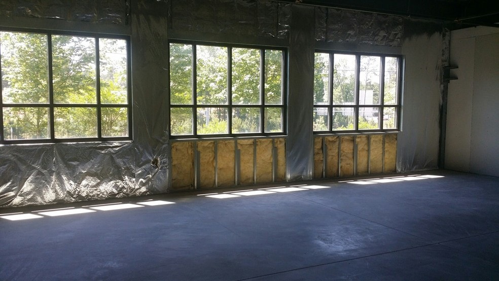 More Photos Of 101 Cosgrove Hill Ave, Chapel Hill Medical For Sale