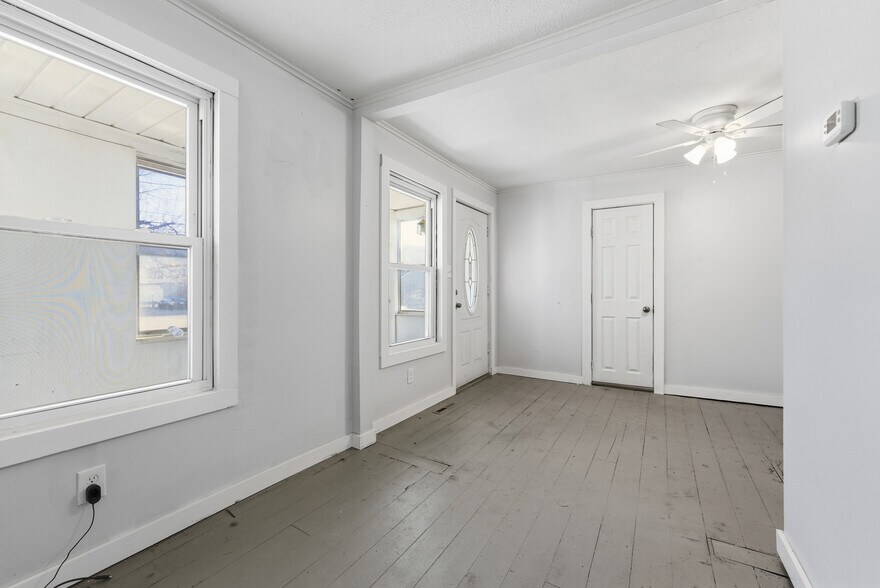 More Photos Of 285-289 East St, Ludlow Apartments For Sale