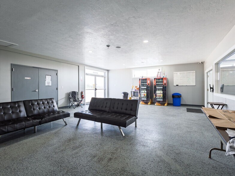 More Photos Of 17612 State Route 3, Watertown Showroom For Sale