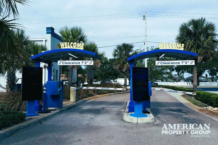 More Photos Of 2710 E Manatee Ave, Bradenton Carwash For Sale