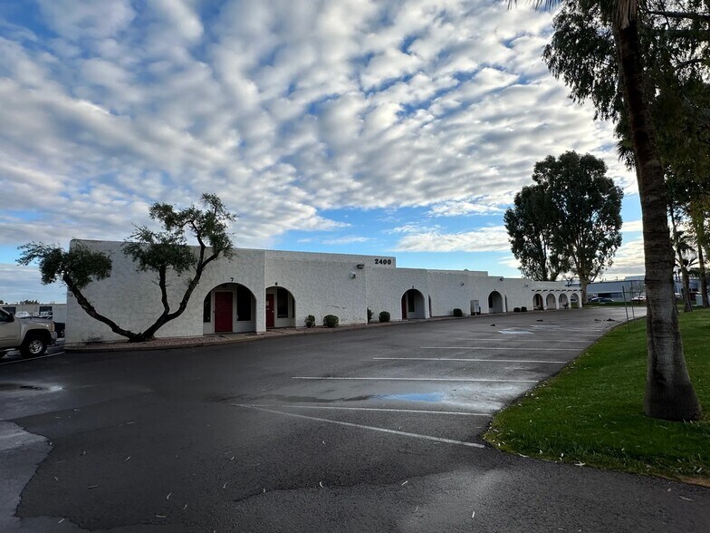 More Photos Of 2400 W Medtronic Way, Tempe Unknown For Lease