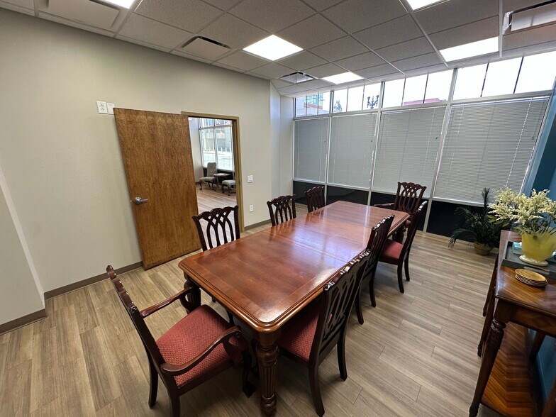 More Photos Of 43 Church St S, Concord Office For Lease