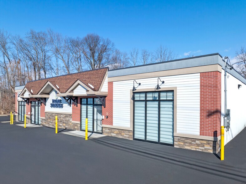 More Photos Of 1078 Route 9, Fishkill Self Storage For Lease