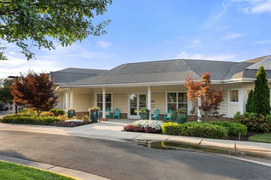 More Photos Of 14400 Palladium Dr, Midlothian Apartments For Sale