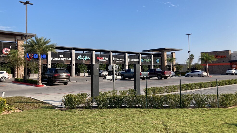 More Photos Of 1519 S Jackson Rd, Pharr Storefront For Lease