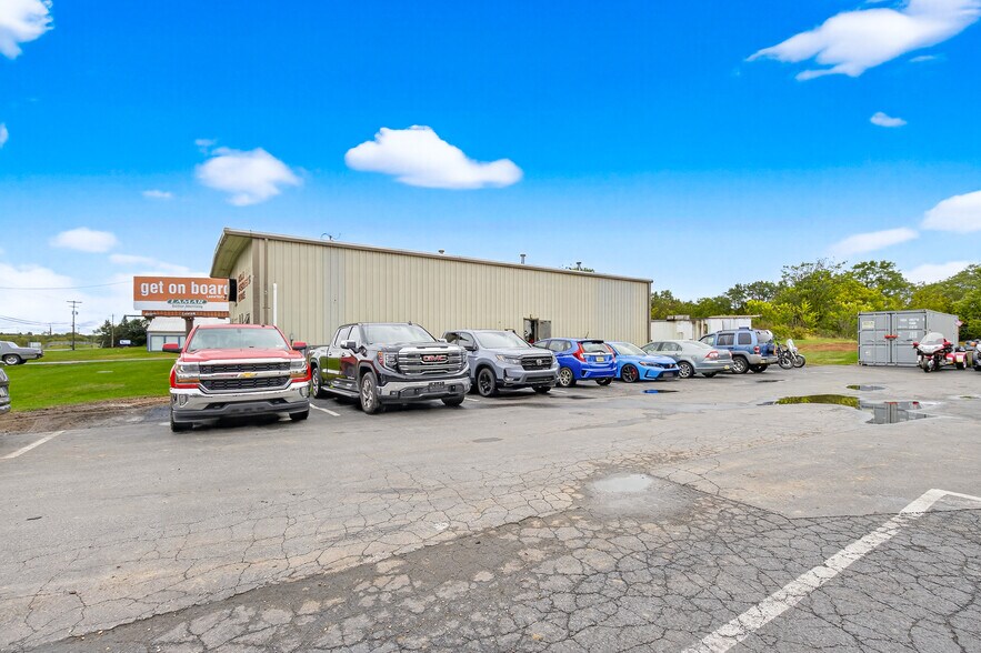 More Photos Of 2350 Dairy Rd, Lancaster Auto Dealership For Lease