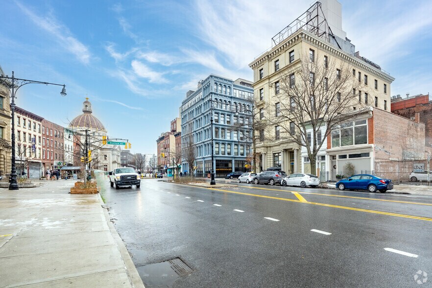 More Photos Of 134 Broadway, Brooklyn Office For Lease