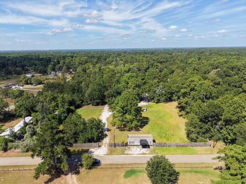 More Photos Of 14000 McAlister Rd, Conroe Office For Sale