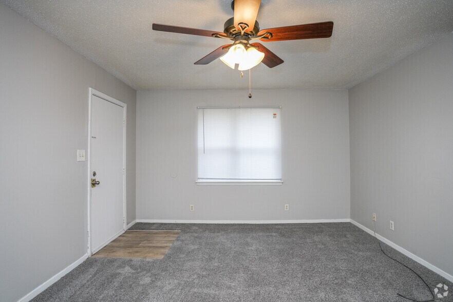 More Photos Of 1501 E Reed Rd, Greenville Apartments For Sale
