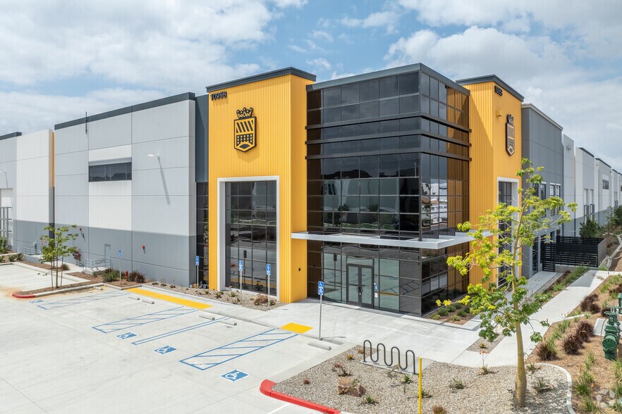 Primary Photo Of 10958 Banana Ave, Fontana Distribution For Lease