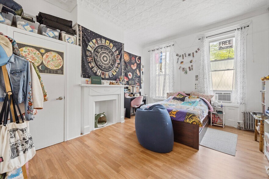 More Photos Of 166 Schaefer St, Brooklyn Apartments For Sale