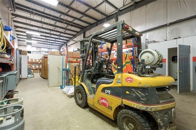 More Photos Of 380 Mackenzie Blvd, Fort McMurray Warehouse For Lease
