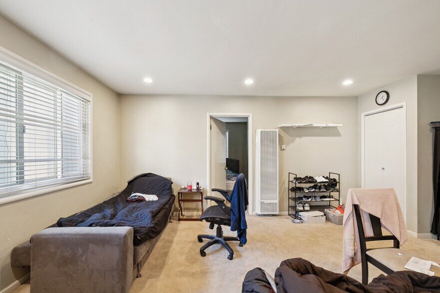 More Photos Of 1140 El Camino Real, Burlingame Apartments For Sale