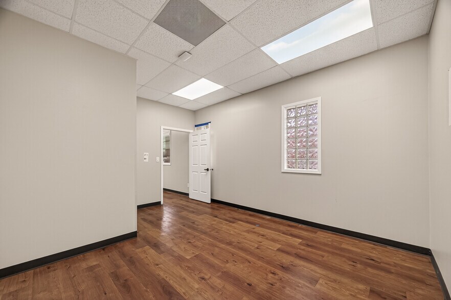 More Photos Of 2223 Dorrington St, Houston Medical For Lease