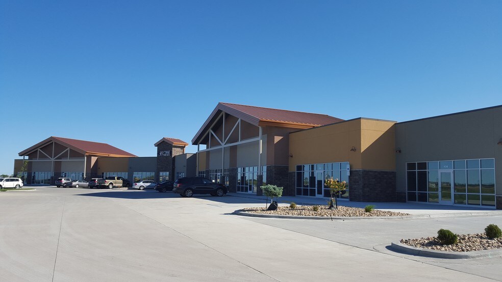 More Photos Of 5050 Timber Pky S, Fargo General Retail For Lease