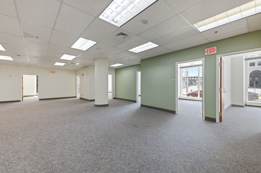 More Photos Of 210 South St, Boston Apartments For Sale