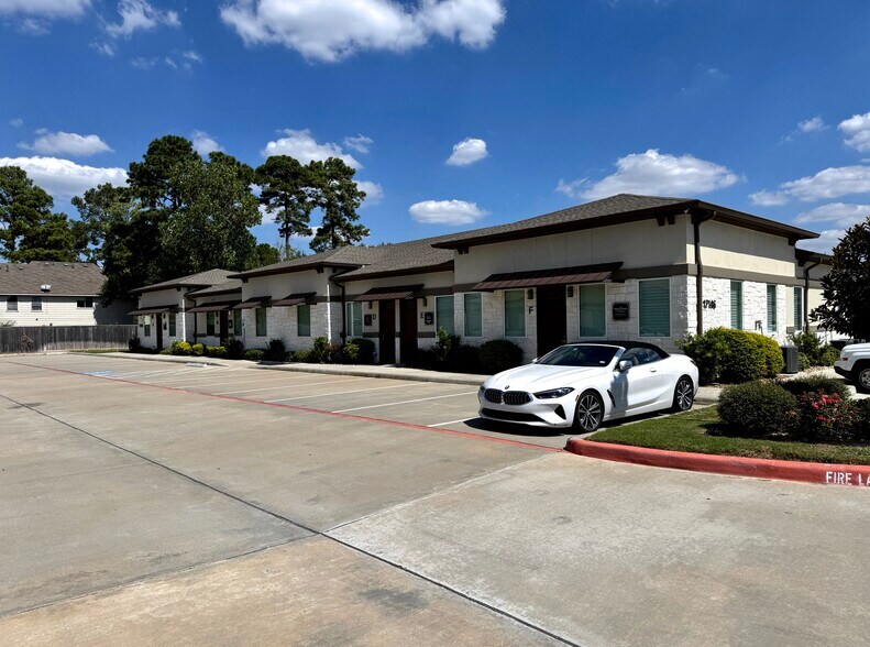 More Photos Of 17150 N Eldridge Pkwy, Tomball Medical For Sale