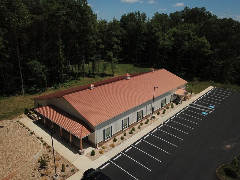 More Photos Of 7180 Opal Rd, Warrenton Office For Sale