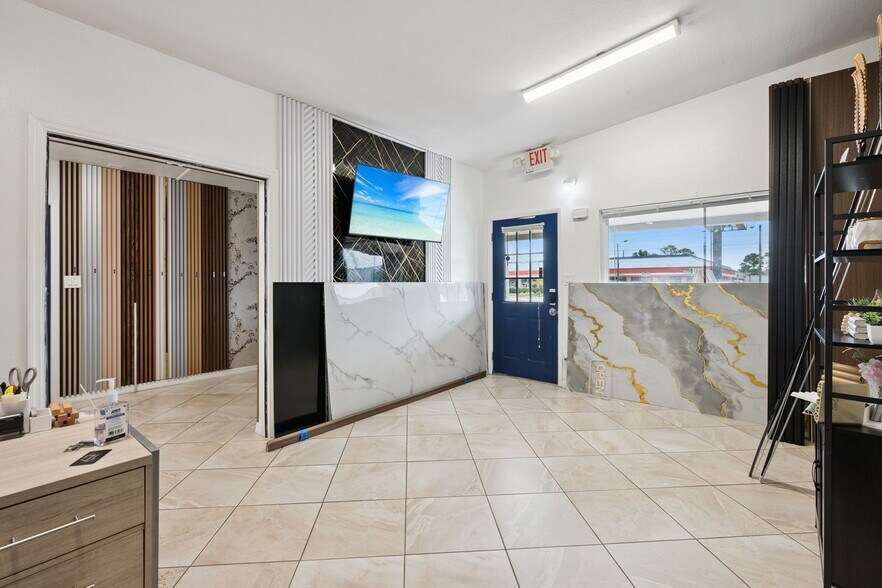 More Photos Of 36 S Semoran Blvd, Orlando Office Residential For Sale