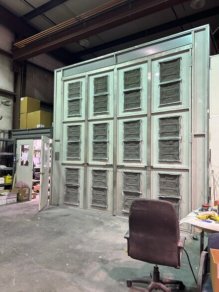 More Photos Of 334 Industrial Park Rd, Bluefield Industrial For Lease