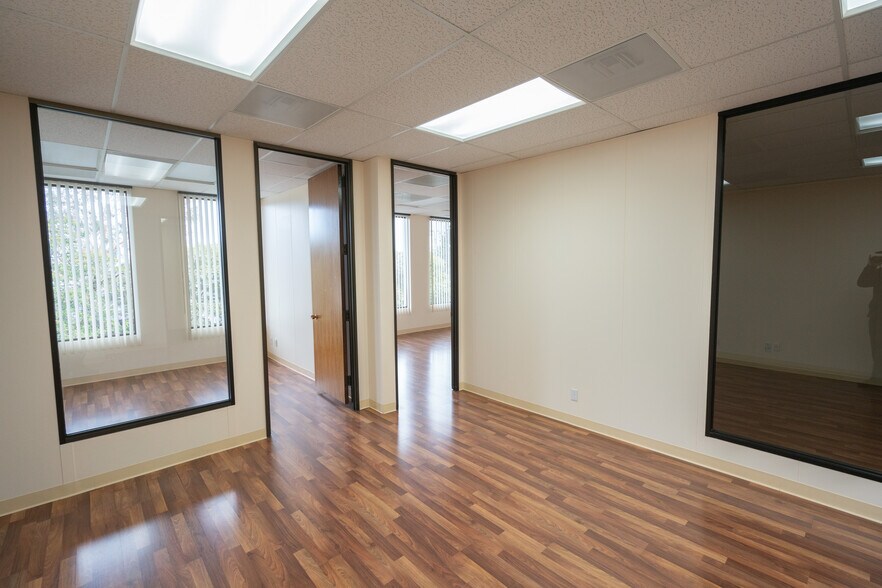 More Photos Of 877 Mahler Rd, Burlingame Office For Lease